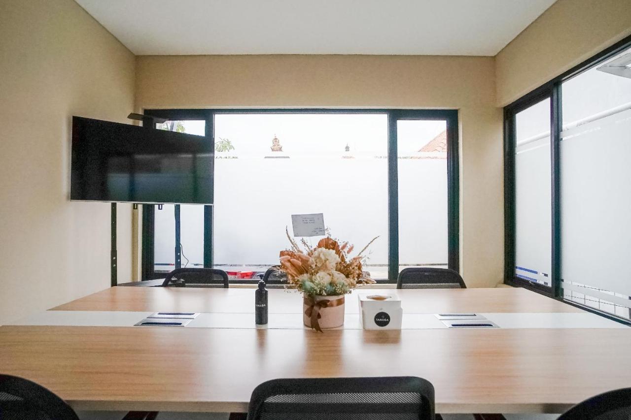 Tanaga Coliving 호텔 세미냑 외부 사진
